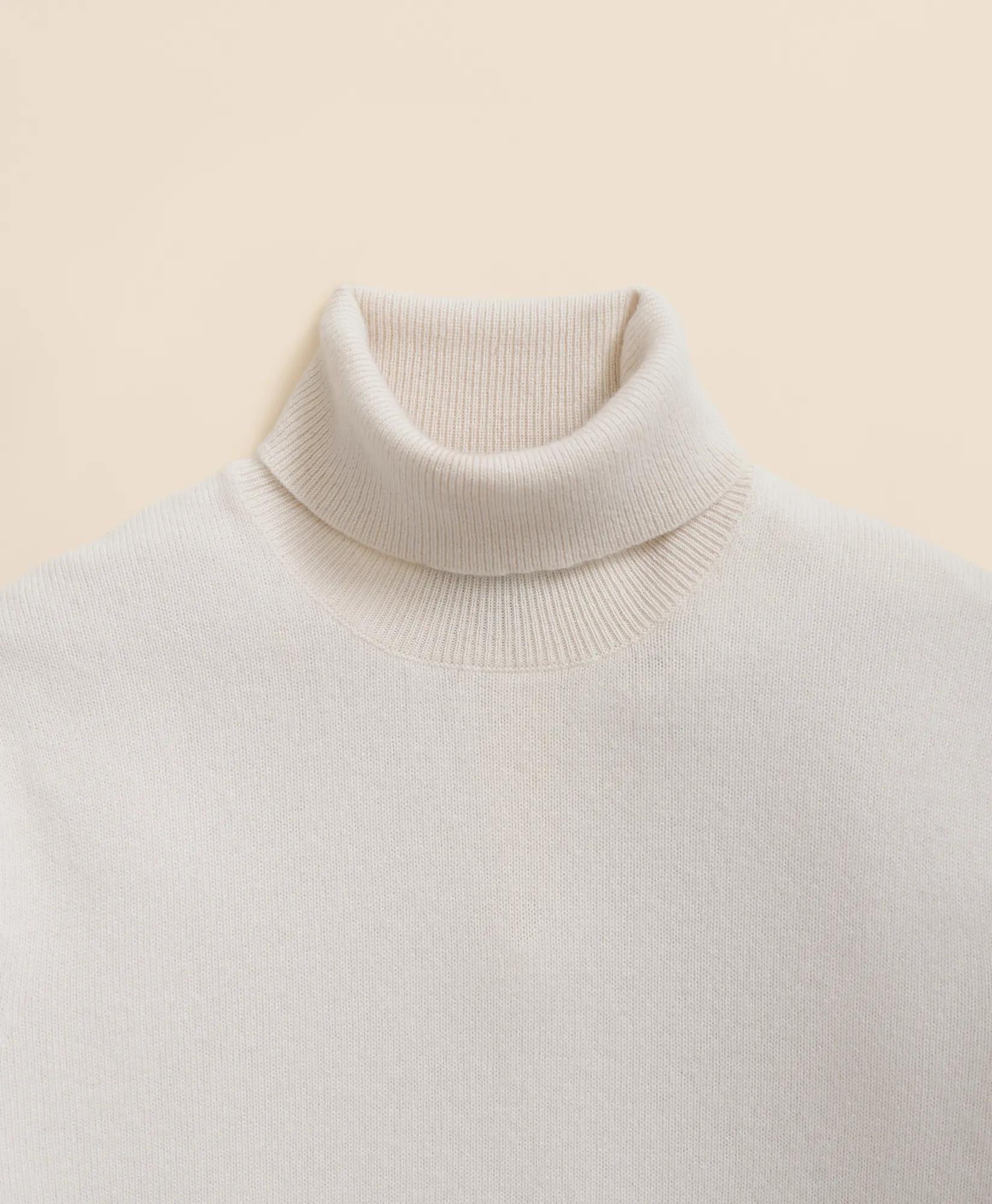 3-Ply Cashmere Turtleneck Sweater