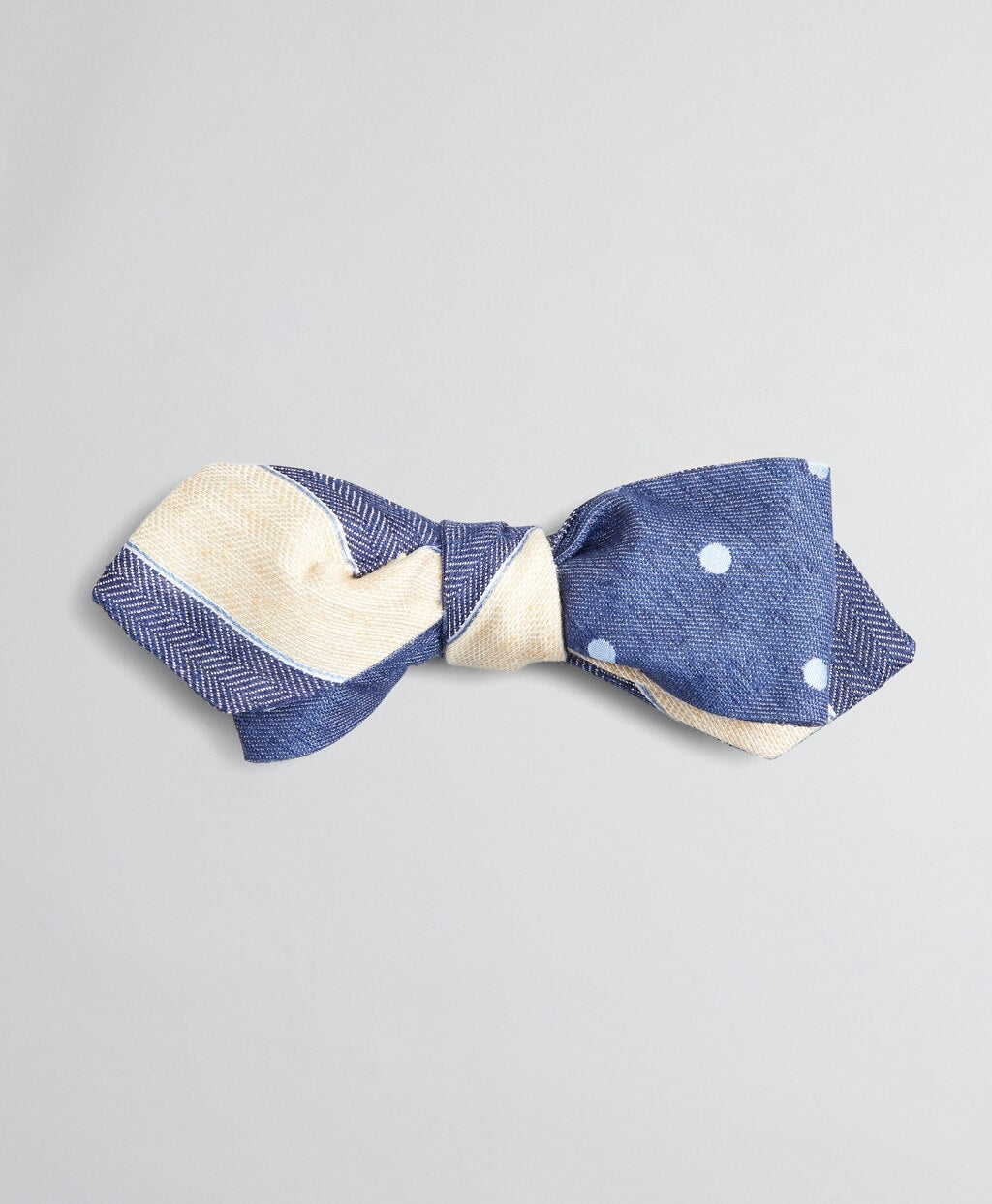 Textured Stripe and Dot Pointed End Bow Tie