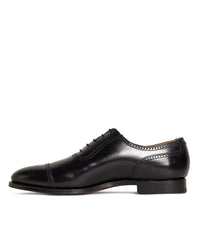 Peal & Co.® Medallion Captoes