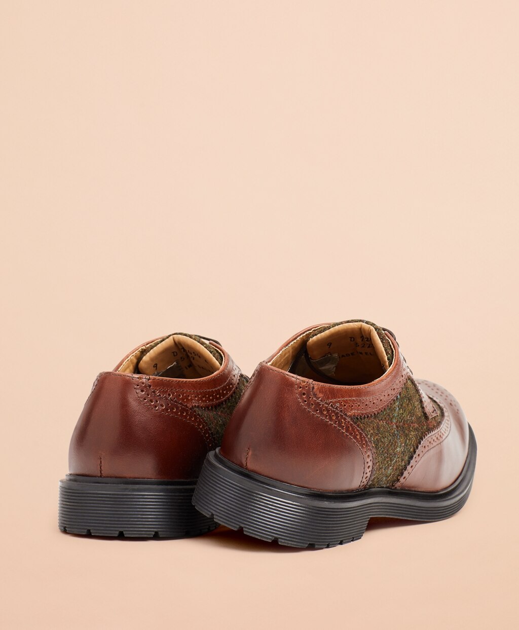 Two-Tone Brogue Dress Shoes