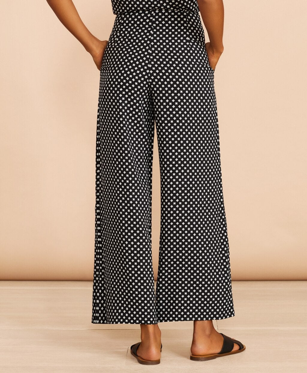 Floral-Print Pleat-Front Cropped Wide-Leg Pants